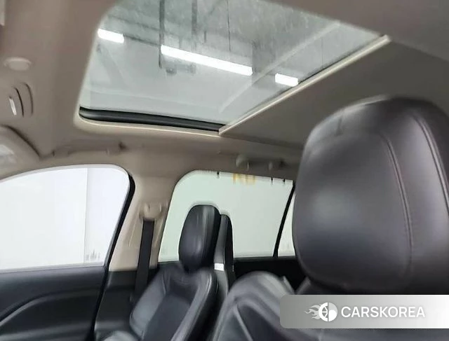 Lincoln Aviator 2nd generation 2021 Белый из Кореи, фото 5