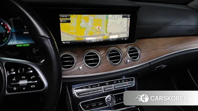 Mercedes-Benz E-Class W213 2019 Белый из Кореи, фото 5