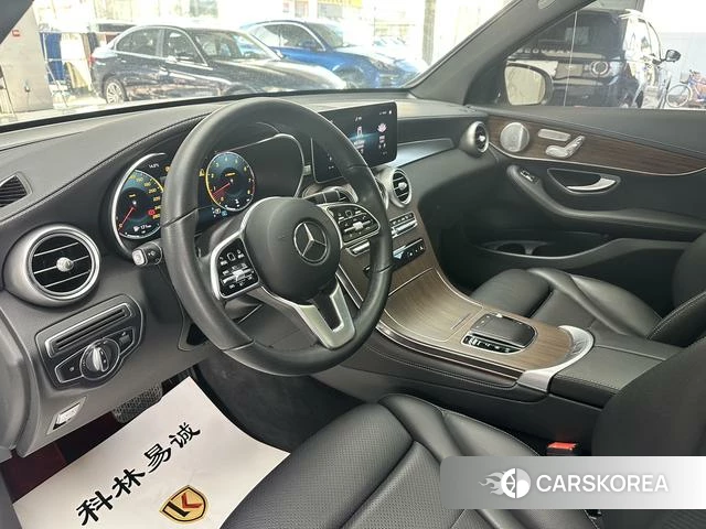 Mercedes-Benz GLC 2021 Белый из Китая, фото 5