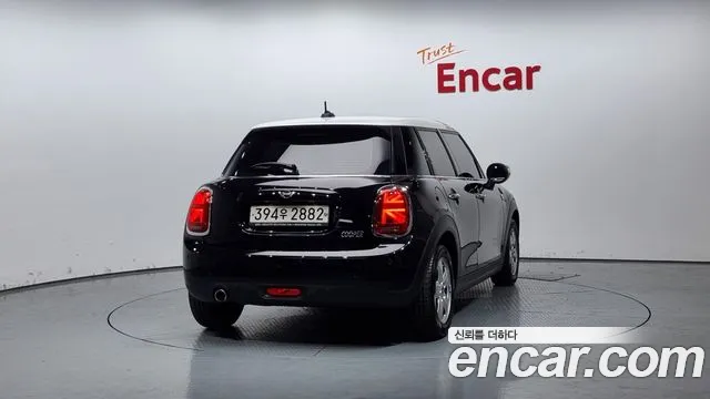 Mini Cooper 2020 Черный из Кореи, фото 5