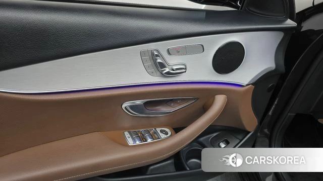 Mercedes-Benz E-Class W213 2020 Серый из Кореи, фото 5