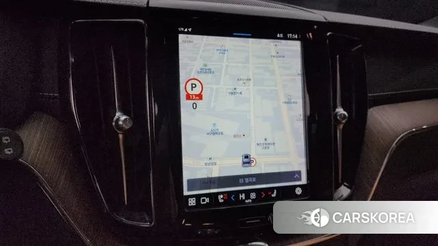 Volvo XC60 second Generation 2022 Белый из Кореи, фото 5