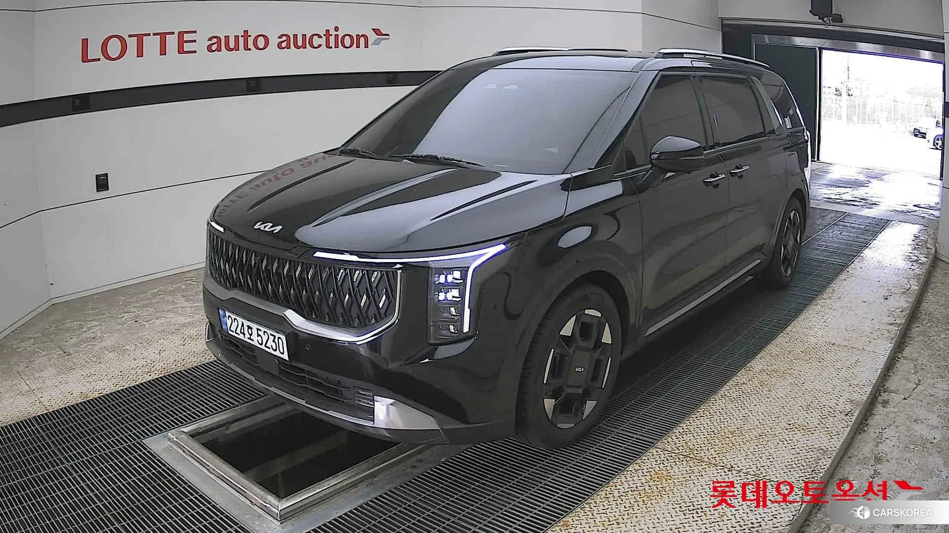 Kia Carnival 2025 Черный из Кореи, фото 5