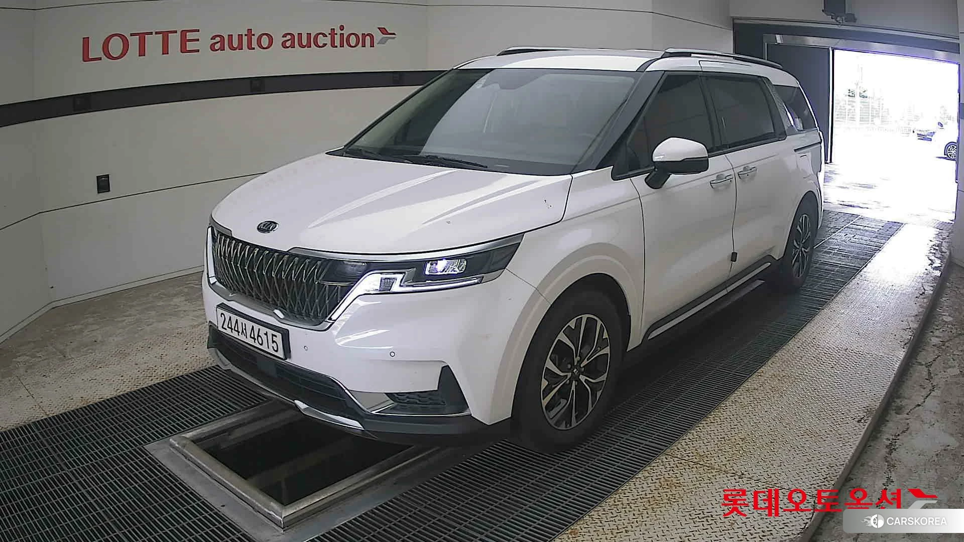 Kia Carnival 2021 Белый из Кореи, фото 5