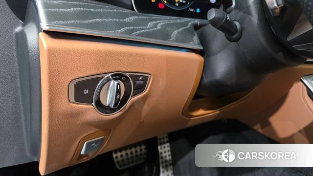 Mercedes-Benz E-Class W213 2021 Черный из Кореи, фото 5