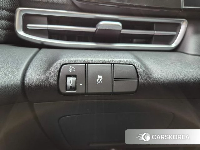 Hyundai The New Avante (CN7) 2023 Черный из Кореи, фото 5