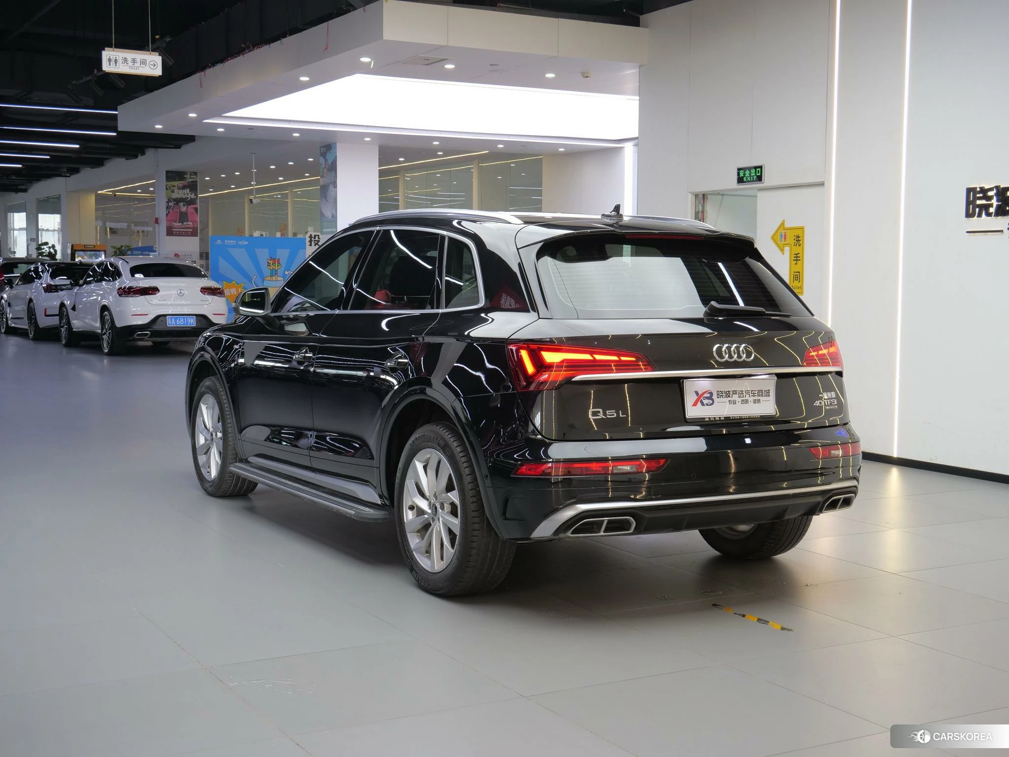 Audi Q5L 2021 Черный из Китая, фото 5