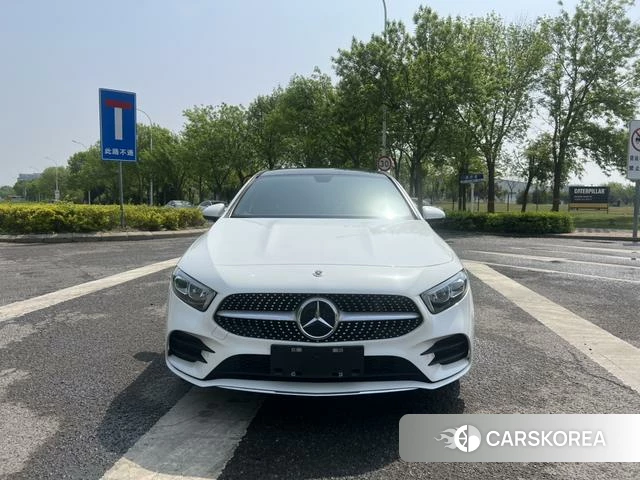 Mercedes-Benz Class A 2022 Белый из Китая, фото 5