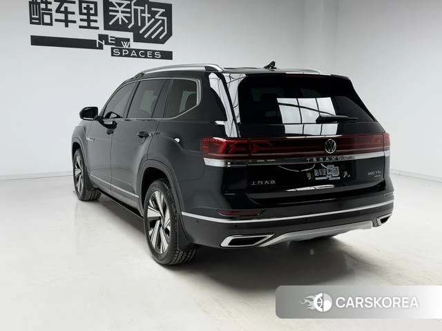 Volkswagen Tourang 2024 Черный из Китая, фото 5