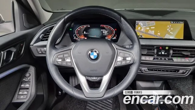 BMW 1 Series (F40) 2021 Белый из Кореи, фото 5