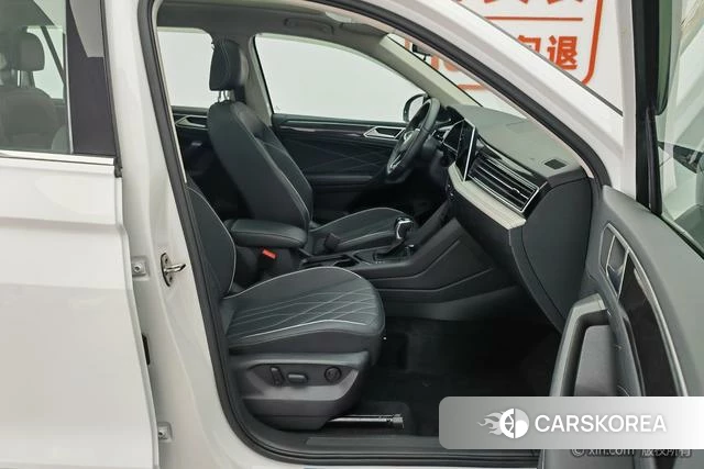 Volkswagen Tiguan L 2024 Белый из Китая, фото 5