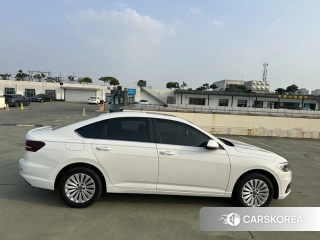 Volkswagen Lavida 2021 Белый из Китая, фото 5