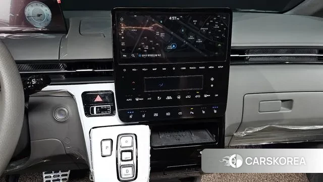 Hyundai Staria 2023 Белый из Кореи, фото 5