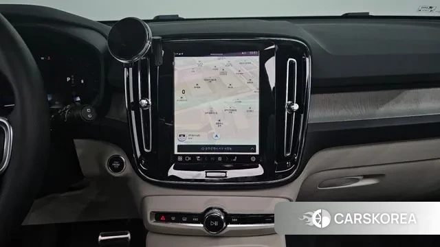 Volvo XC40 2025 Белый из Кореи, фото 5