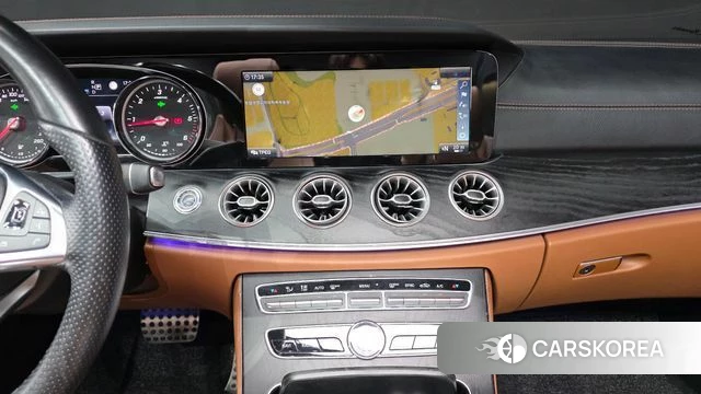 Mercedes-Benz E-Class W213 2018 Белый из Кореи, фото 5
