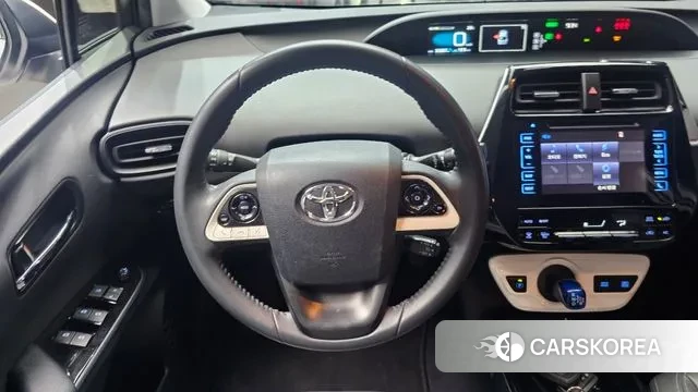 Toyota Prius 4th Generation 2018 Белый из Кореи, фото 5