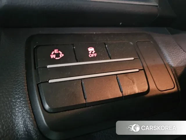 Ssangyong Tivoli Armor 2018 Синий из Кореи, фото 5