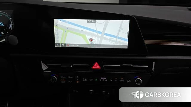 Kia Di Ol Nu Niro 2023 Белый из Кореи, фото 5