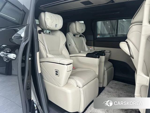 Toyota Elfa 2026 Черный из Китая, фото 5