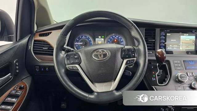 Toyota Sienna 2018 Серый из Кореи, фото 5
