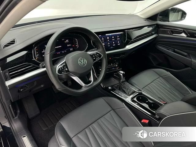 Volkswagen Passat 2023 Черный из Китая, фото 5
