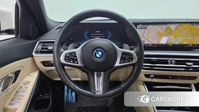 BMW 3 Series (G20) 2023 Белый из Кореи, фото 5