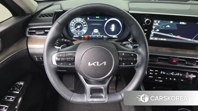 Kia K5 3rd generation 2023 Серый из Кореи, фото 5