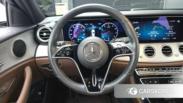 Mercedes-Benz E-Class W213 2021 Белый из Кореи, фото 5