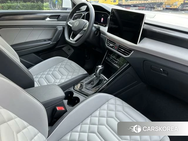 Volkswagen Tanyue 2024 Белый из Китая, фото 5
