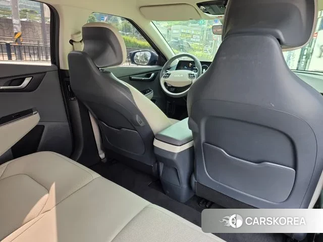 Kia EV6 2022 Черный из Кореи, фото 5