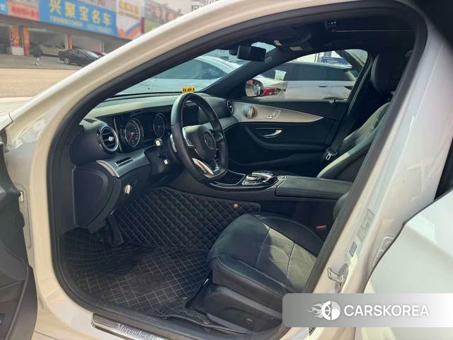 Mercedes-Benz E-class id 4211677 из Китая 5