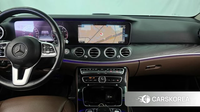 Mercedes-Benz E-Class W213 2018 Белый из Кореи, фото 5