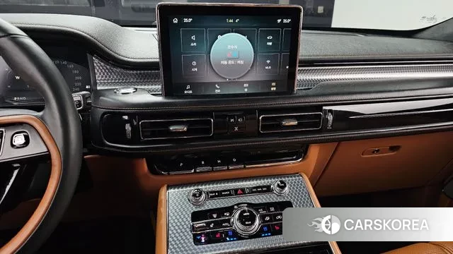 Lincoln Aviator 2nd generation 2021 Черный из Кореи, фото 5