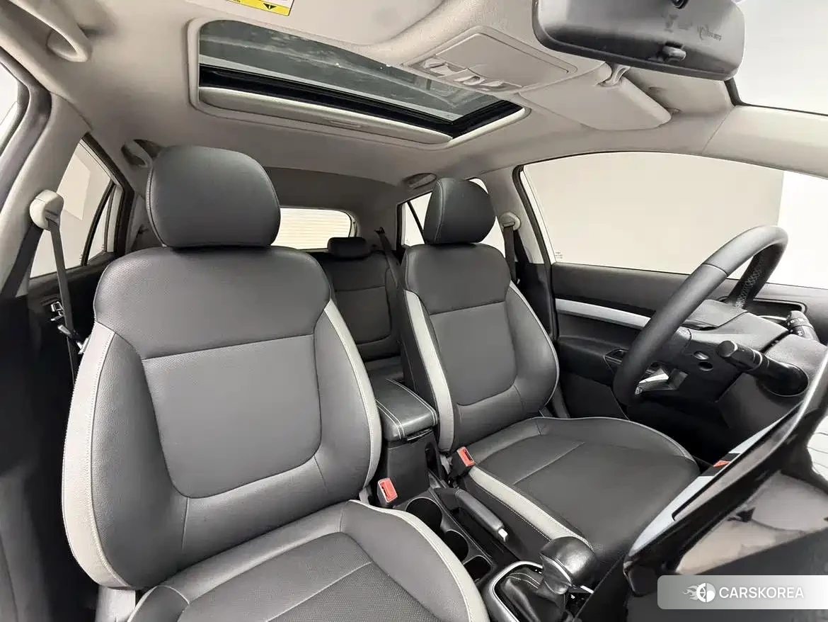 Kia Yi Ran 2021 Белый из Китая, фото 5