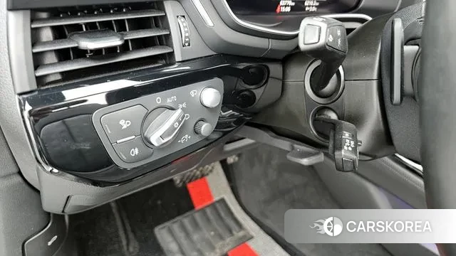 Audi A5 (F5) 2021 Серебристо-серый из Кореи, фото 5