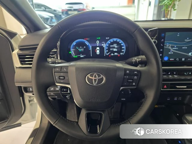 Toyota Camry (XV80) 2025 Белый из Кореи, фото 5