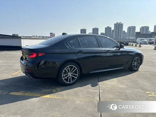 BMW 5 series 2021 Черный из Китая, фото 5