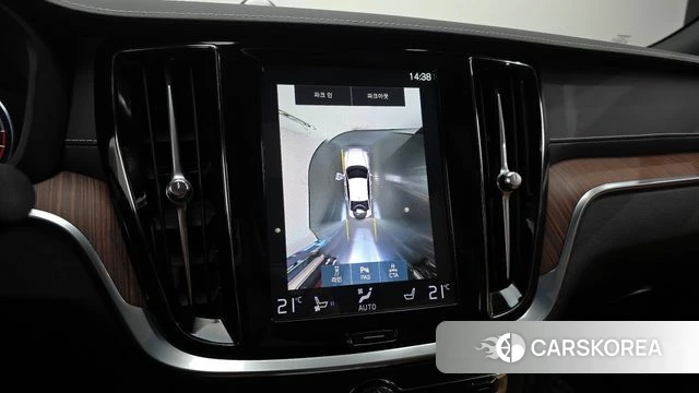 Volvo S60 3rd generation 2021 Белый из Кореи, фото 5