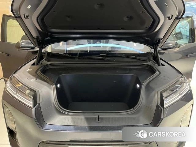 Weilai ES8 2026 Темно-серый из Китая, фото 5