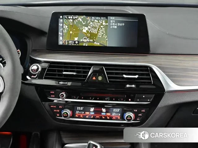 BMW 5 Series (G30) 2018 Синий из Кореи, фото 5