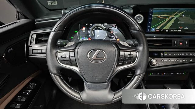 Lexus ES300h 7th generation 2024 Серый из Кореи, фото 5