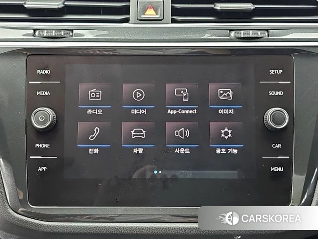 Volkswagen Tiguan second Generation 2018 Белый из Кореи, фото 5