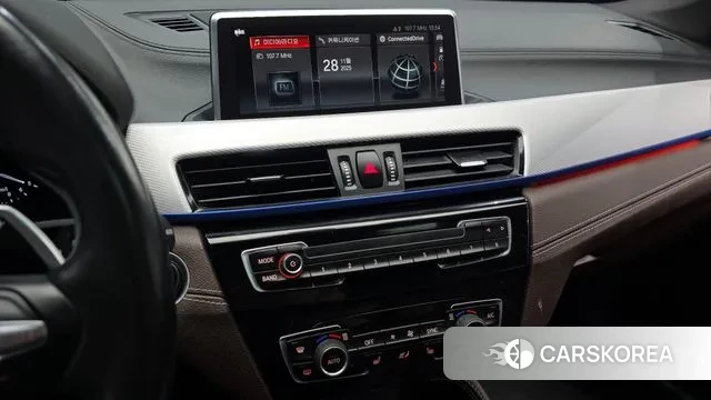 BMW X1 (F48) 2021 Черный из Кореи, фото 5