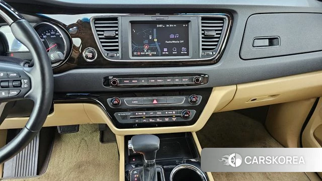 Kia The New Carnival 2018 Белый из Кореи, фото 5