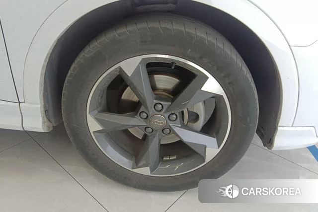 Audi Q3 2019 Белый из Китая, фото 5