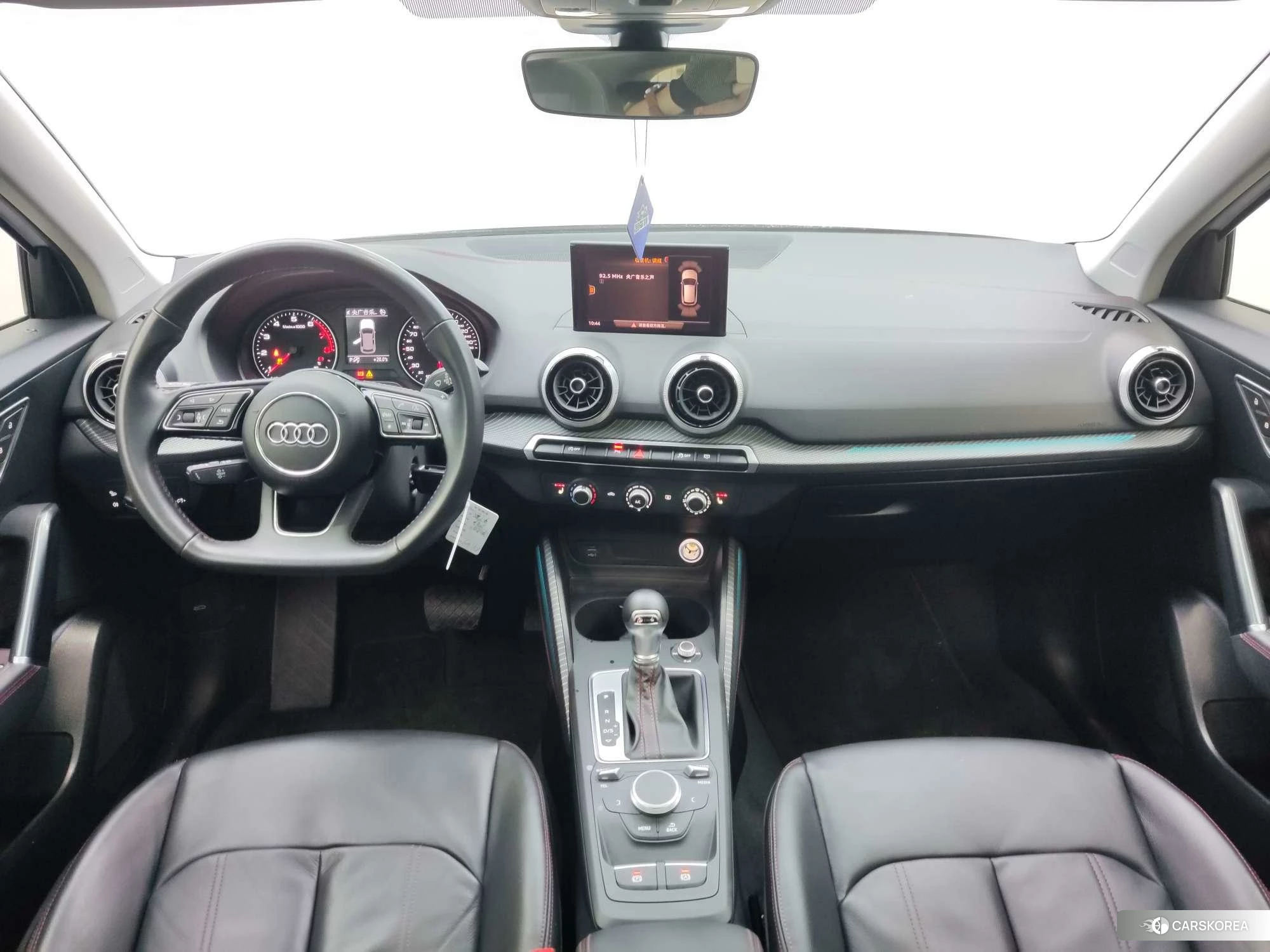 Audi Q2L 2021 Белый из Китая, фото 5
