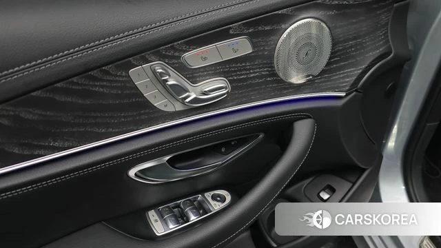 Mercedes-Benz E-Class W213 2022 Серебристо-серый из Кореи, фото 5