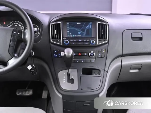 Hyundai The New Grand Starex 2019 Светло-серебряный цвет из Кореи, фото 5