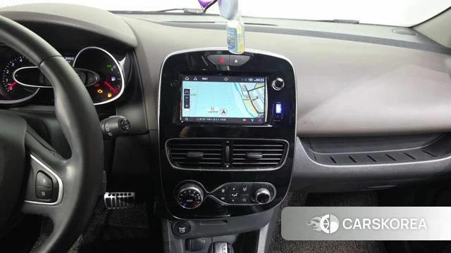 Renault Korea (Samsung) Clio 2018 Белый из Кореи, фото 5