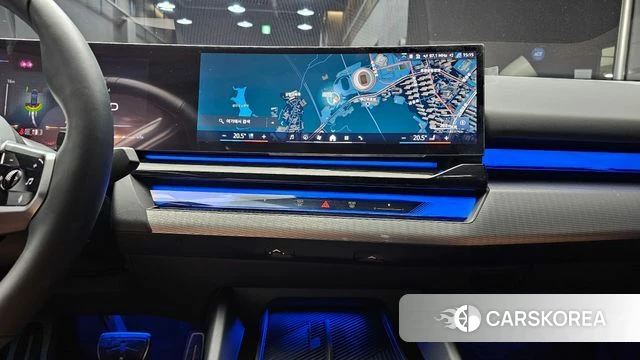 BMW 5 Series (G60) 2023 Черный из Кореи, фото 5